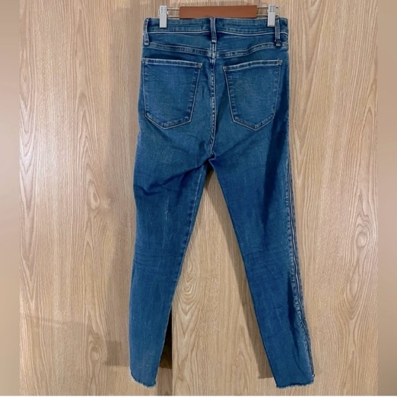 Abercrombie & Fitch Side Zip High Rise Raw Hem Skinny Ankle Jeans - Picture 3 of 7